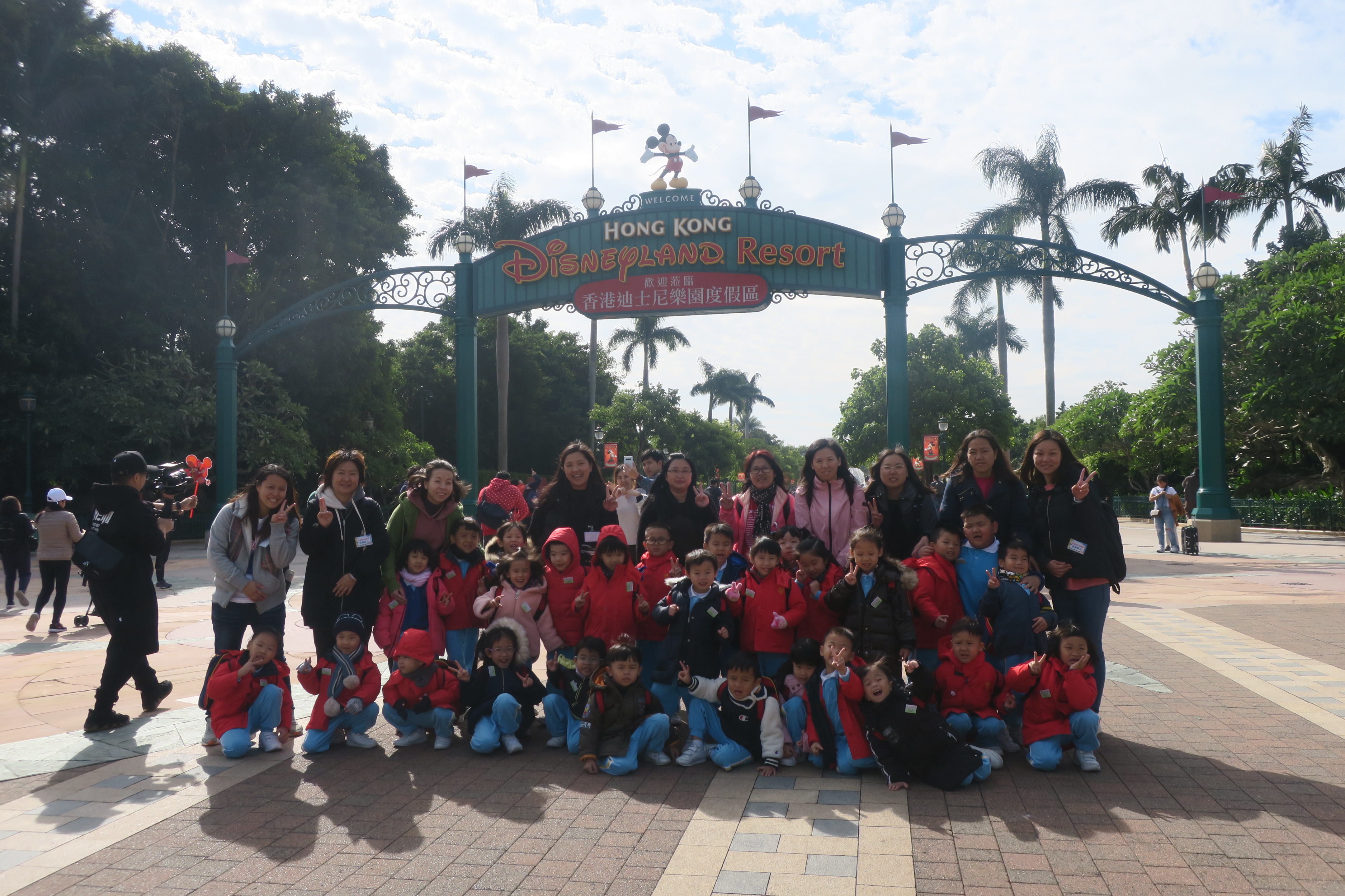 (19-20年度)2019-12-6–遊覽香港廸士尼樂園