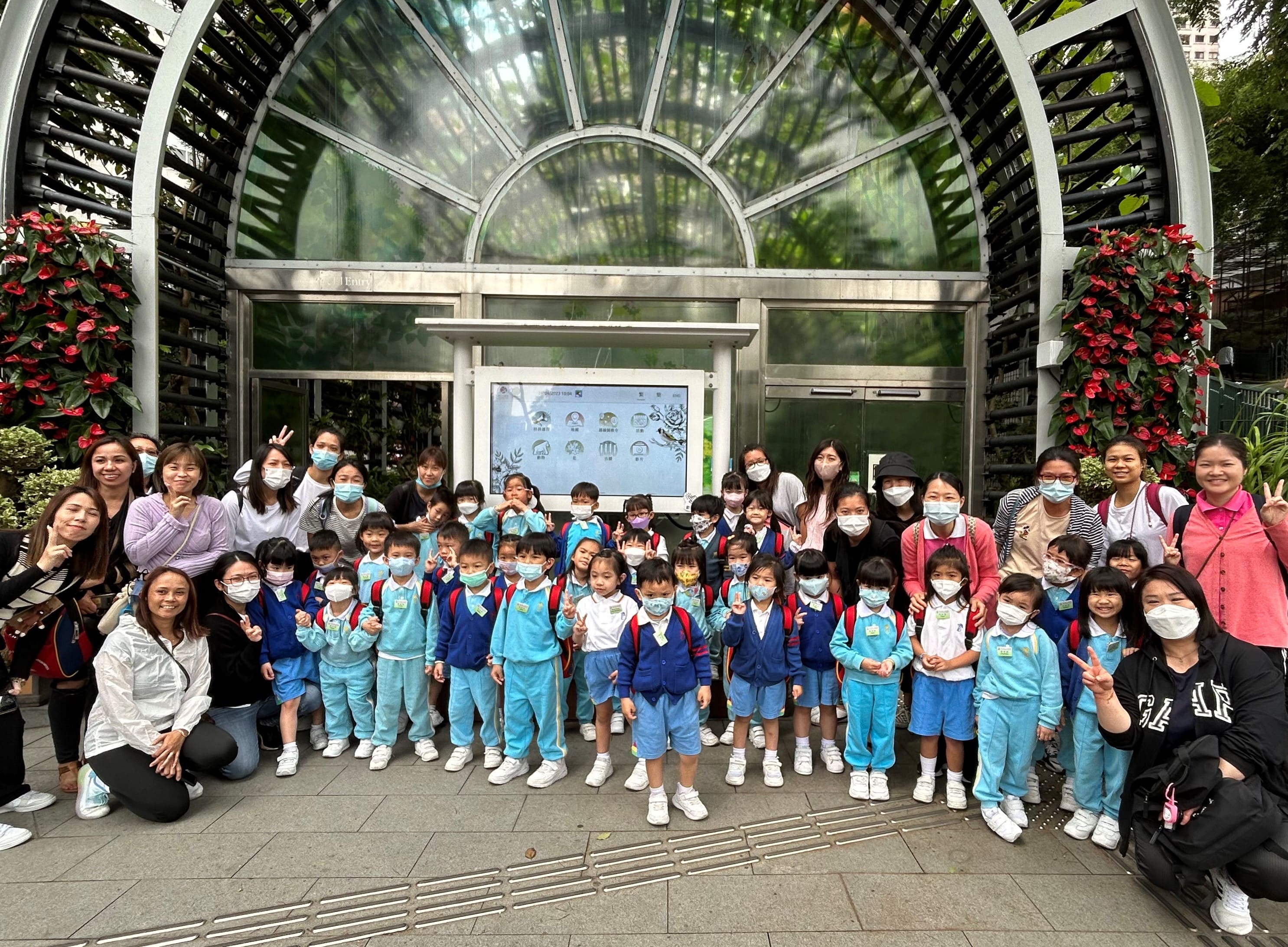 (22-23)2023-4-24– K2參觀香港動植物公園