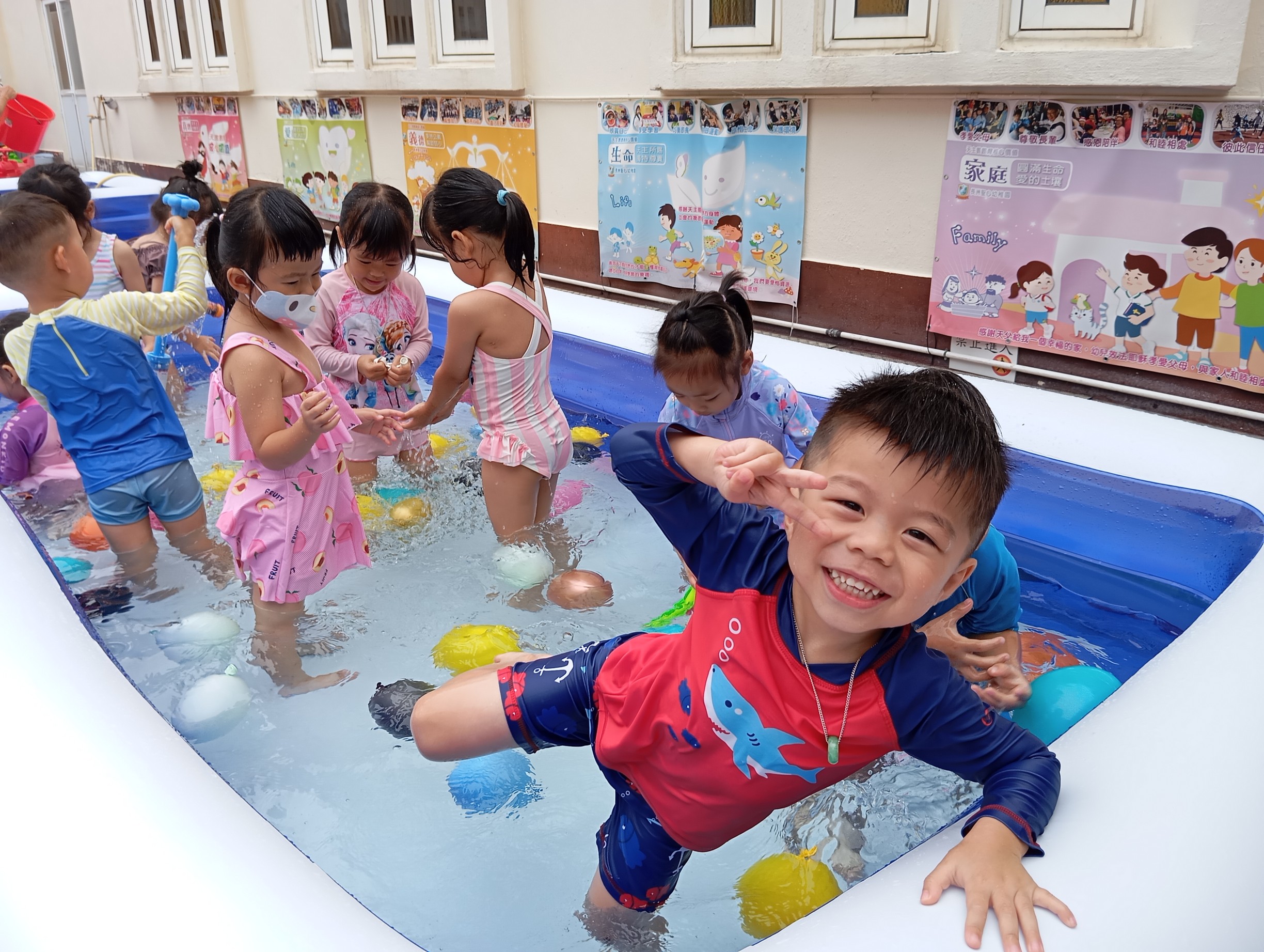 (24-25)2025-6-30–Let’s play with water