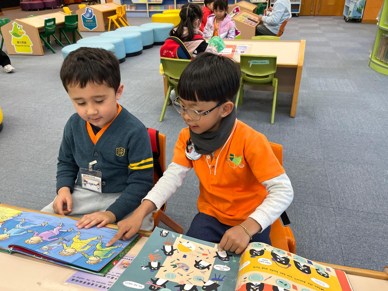 (25-26)2026-1-9–高班參觀香港中央圖書館