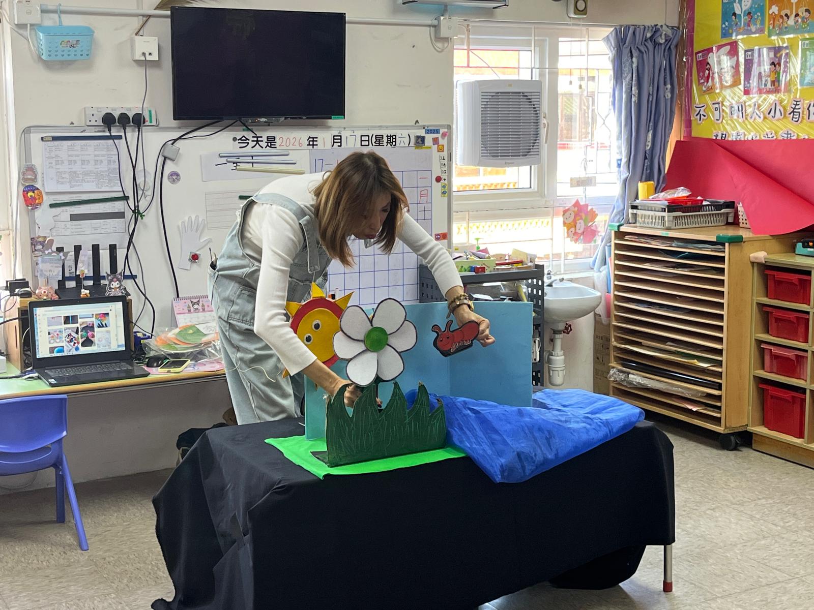 (25-26)2026-1-17–親子加油站_彩虹花故事劇場及工作坊